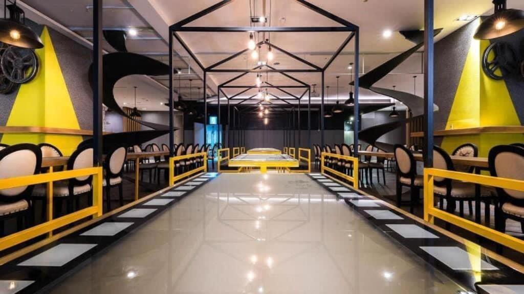 G11 Hotel Taichung Buitenkant foto