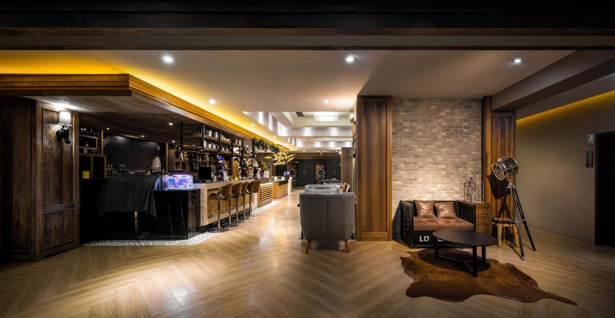 G11 Hotel Taichung Buitenkant foto