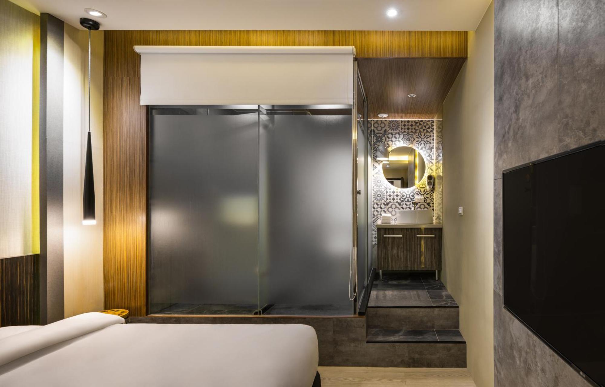 G11 Hotel Taichung Buitenkant foto